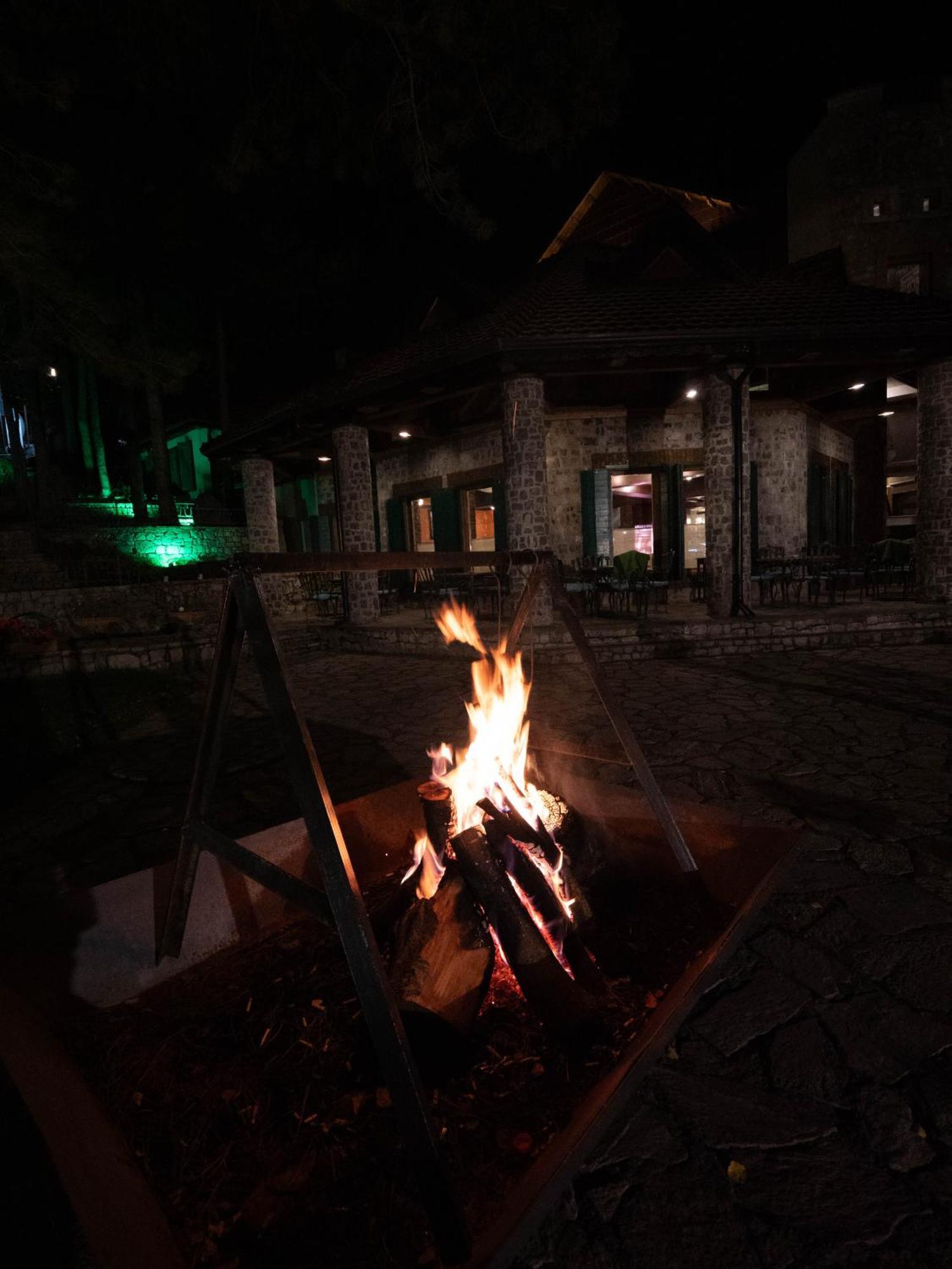 Natyral Razma 4* Razëm