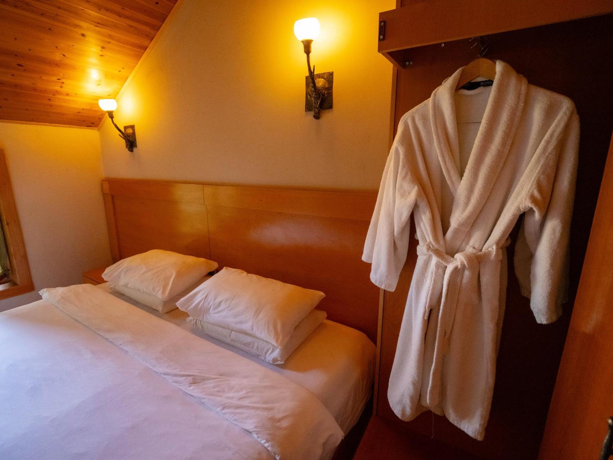 Natyral Razma Resort